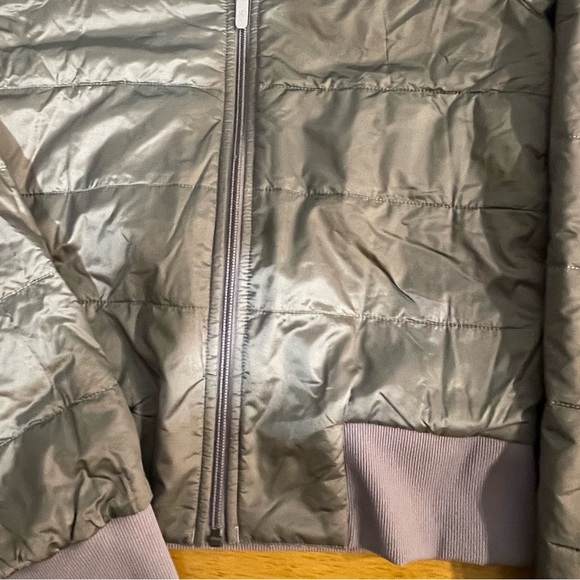 Lululemon Non-Stop bomber jacket, sz 4 - Picture 6 of 11